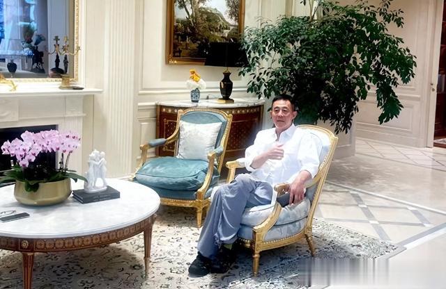 “铁打的侯勇流水的妻”：房子越换越大，老婆越换越小？