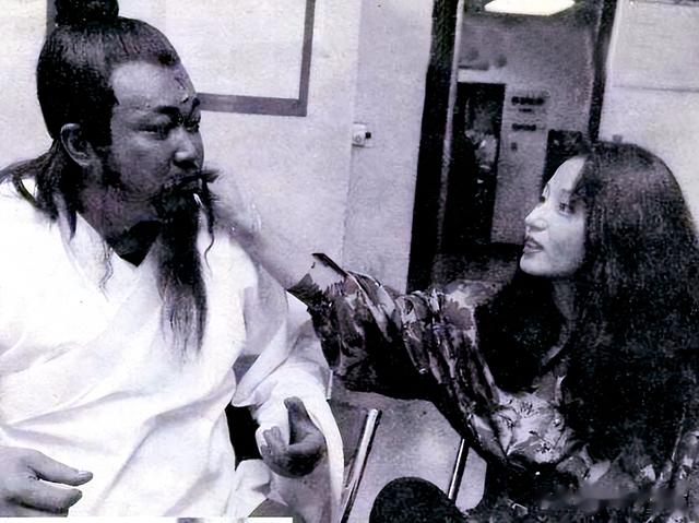 金超群：演超过800集包青天，66岁患脑瘤隐退，身高缩水体重骤降