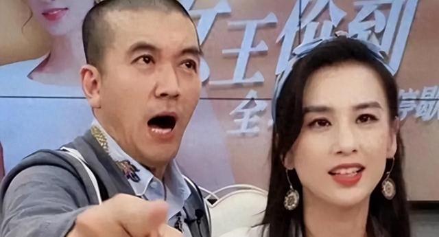 杨子、黄圣依确认离婚,男方悲痛跪地求原谅,女方逃避罢录引关注