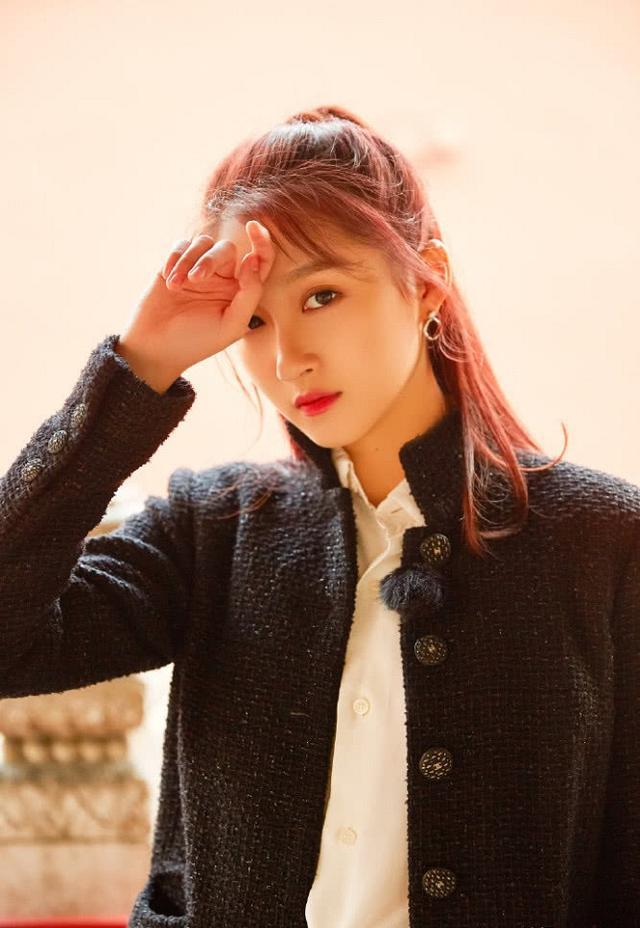 关晓彤不再逃避!直接面对“恋爱八年不结婚”,鹿晗评论区炸锅