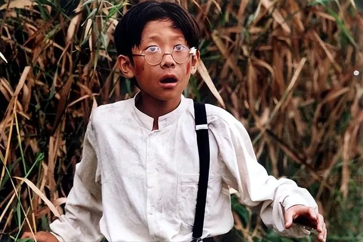 关晓彤张一山官宣婚礼了,好久没出现的张一山,到底犯什么事了