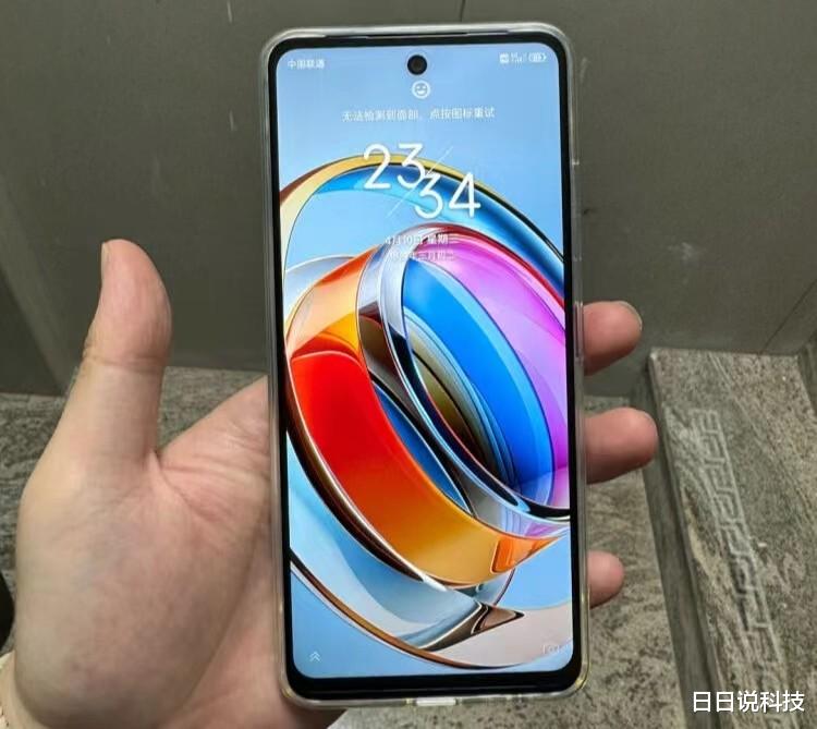 百元“机皇”诞生了,1亿像素+120Hz,12GB+256GB仅918元