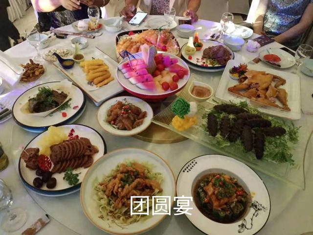 中秋吃海鲜，梭子蟹和大虾靠边站，3种海鲜九月最鲜，肥美又下酒