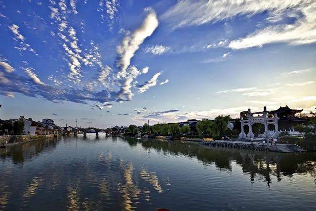 用户规模超外卖和网约车，微短剧还有多少惊喜？