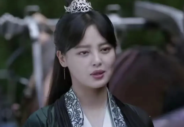 《庆余年》前两季，33岁的海棠朵朵和38岁时对比，差距太明显了！