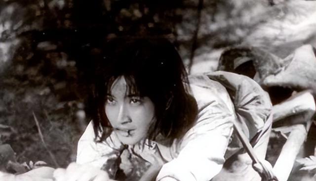 刘晓庆回应“同时谈8个、10个男友”:我体力没那么好,太吓人了