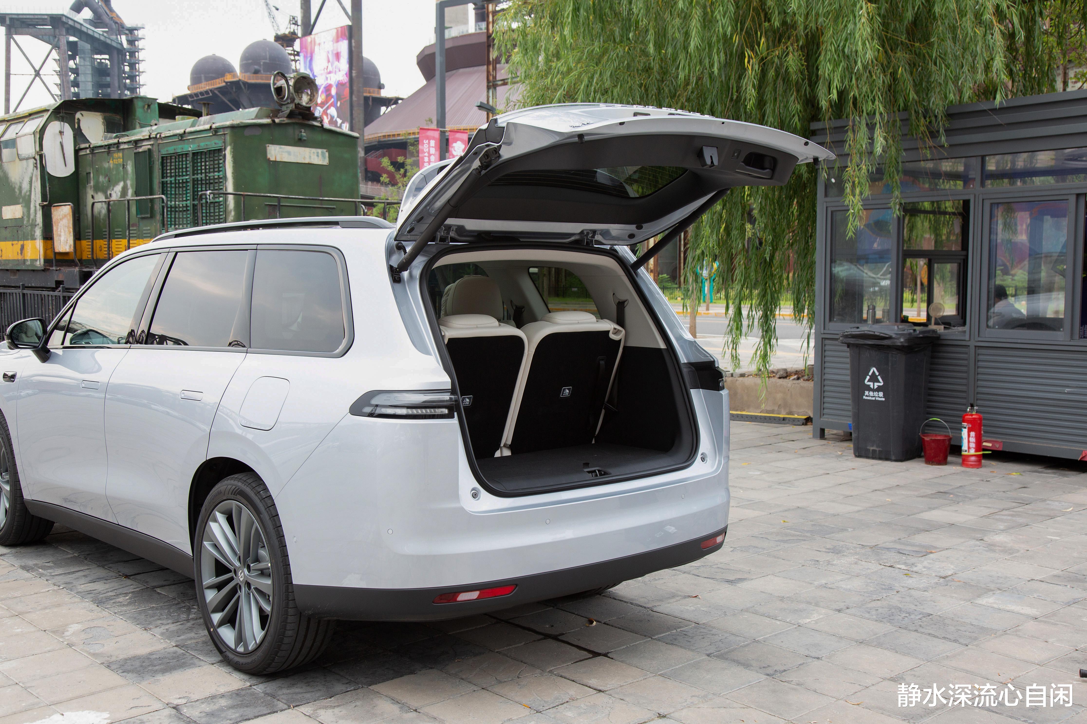 20万左右，大六座SUV，580KM续航，6座布局，带你看零跑C16