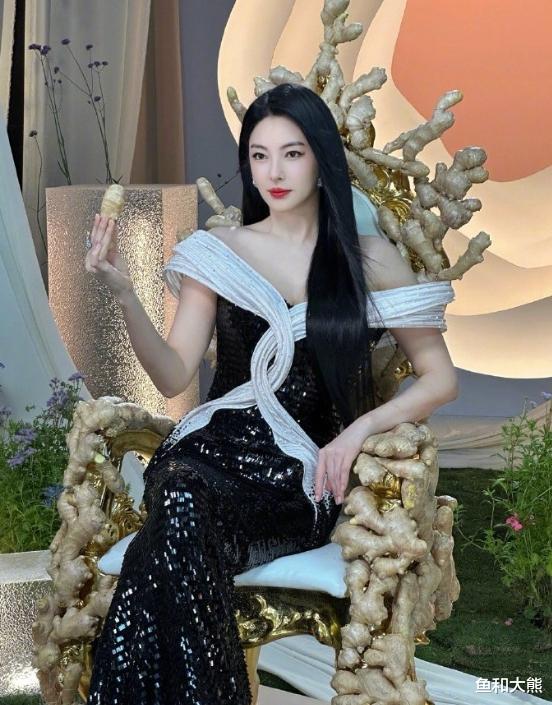 曝36岁张雨绮新恋情，带孩子与男方约会不避讳，男方风评一言难尽