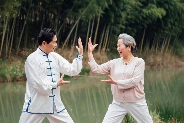 47岁男子查出肾衰竭，后悔痛哭，医生：天天都吃什么，你心里有数