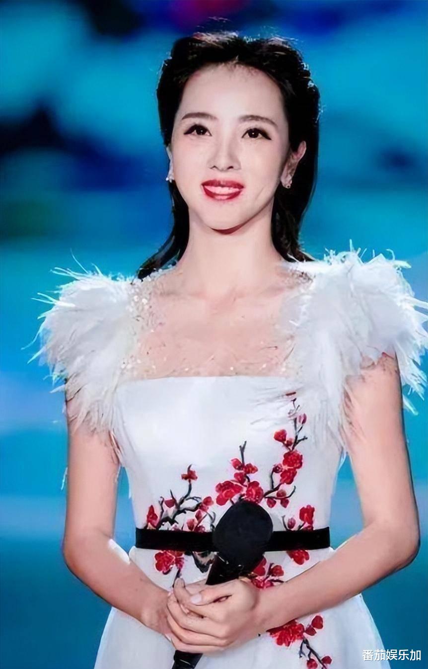 李思思|李思思卷土重来重返综艺，参加荒岛探索迎首秀，网友感慨次元破壁