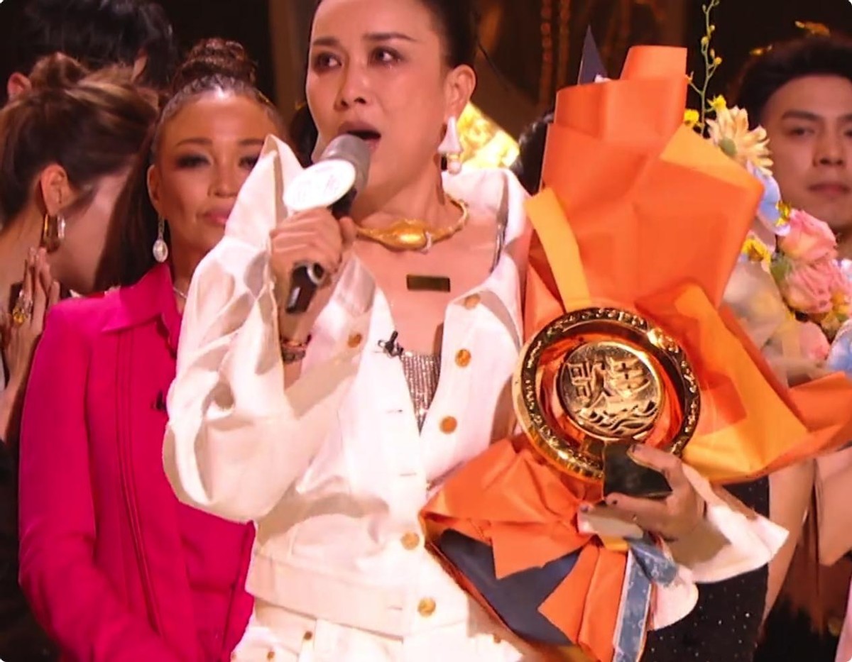 歌手巅峰之夜:大咖云集,网友:请他们来的话,那英就该淘汰了