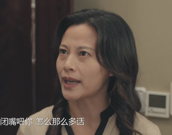 才播4集,拿下评分9.1,这是10月份第一部让我熬夜狂追的黑马剧