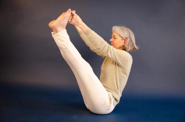 练瑜伽，为什么“平衡”姿势那么重要？建议看看！