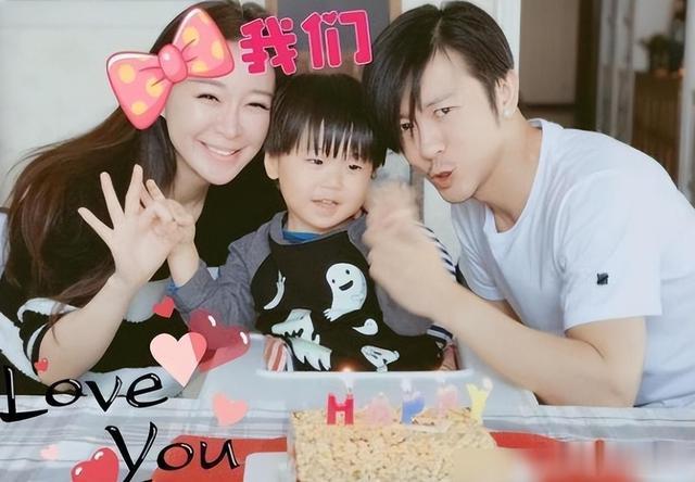 亲妈是制作人，干妈是导演，20年没能捧红他，却在结婚改名后大火