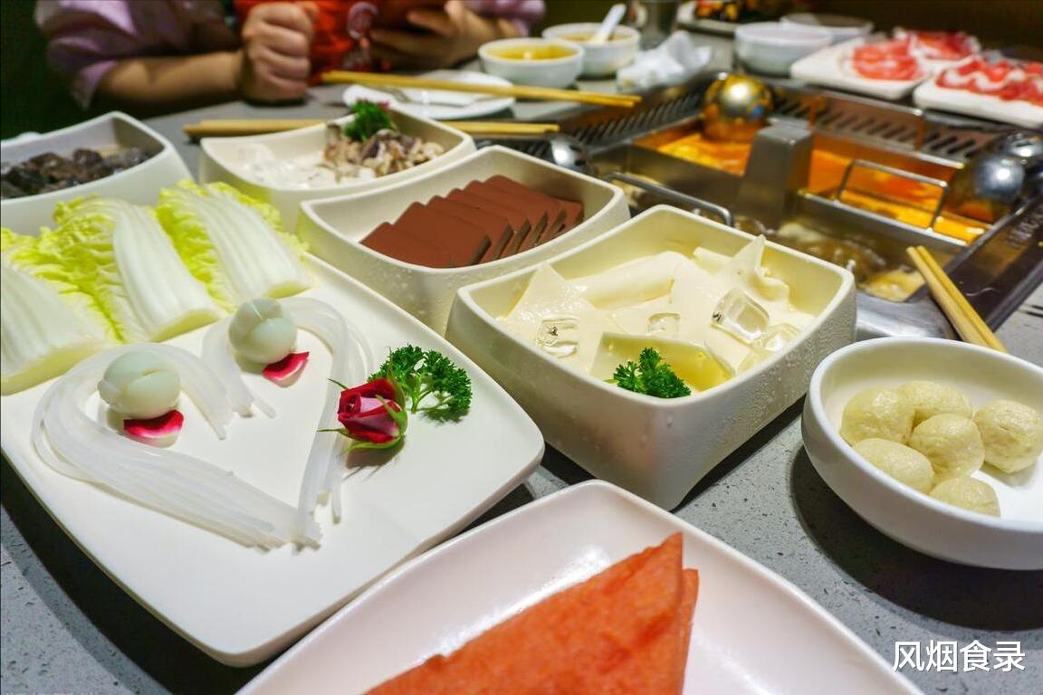 海底捞，最受欢迎的“十大”特色，我每次去必点，你吃过哪几种？