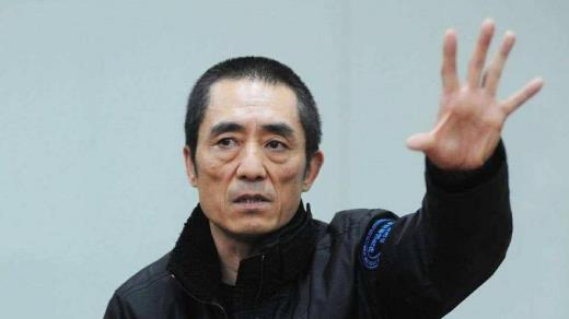 13岁喂猪，一夜爆红被张艺谋劝退娱乐圈，魏敏芝如今过得如何？