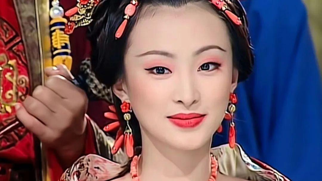 《庆余年》3位奶奶辈都不简单，压轴登场的她，是红过林青霞的初代琼女郎