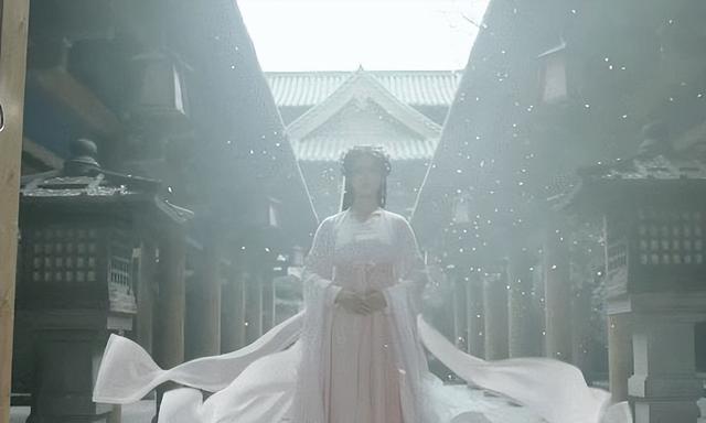 陈乔恩也救不了《墨雨云间》?爆是爆了,但观众差评理由很一致