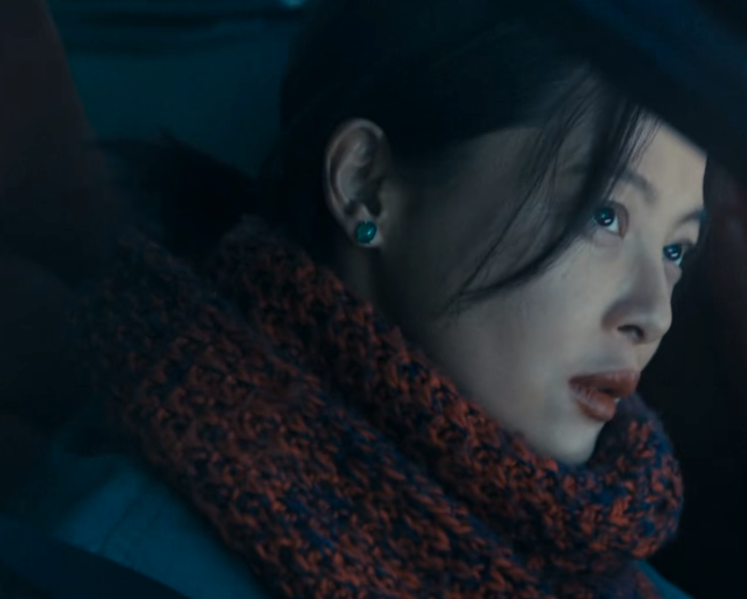 36岁赵丽颖对比37岁辛芷蕾,老天赏饭吃与科班毕业的演技一目了然