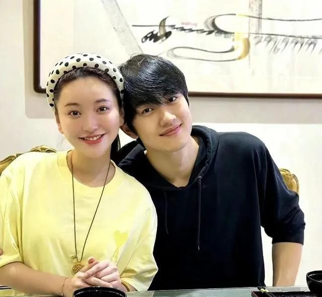 金莎的软饭男友，一夜洗白