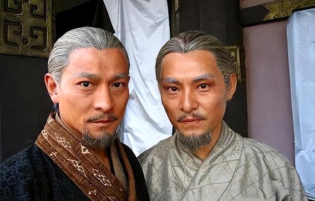 吴京的替身,李连杰的替身,热巴的替身,看到杨幂的替身我笑了!