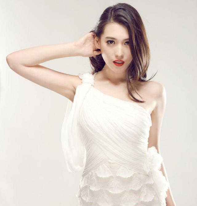 顶替杨紫出演《家有儿女》,在地下室被人暴揍,如今宁丹琳哪去了