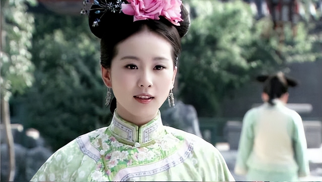 事实证明，嫁给大17岁吴奇隆的刘诗诗，已经走上了另一条道路