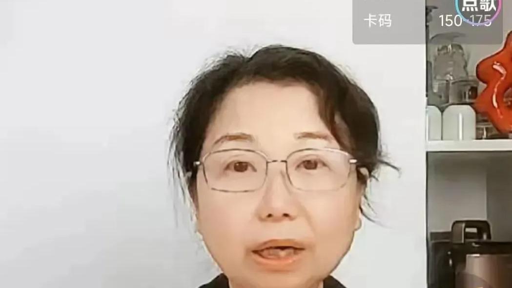 老杜发作品说自己释怀了，她是想退网还是准备跑路