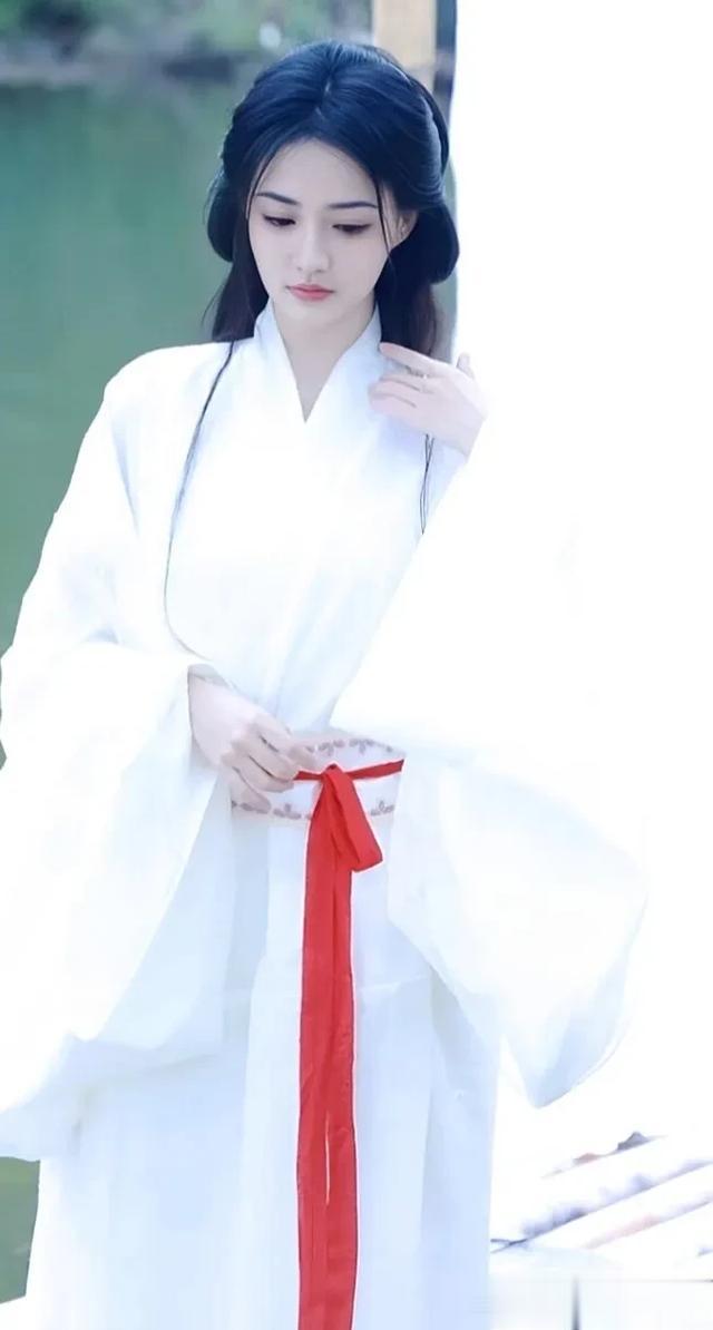 演员徐璐美图欣赏