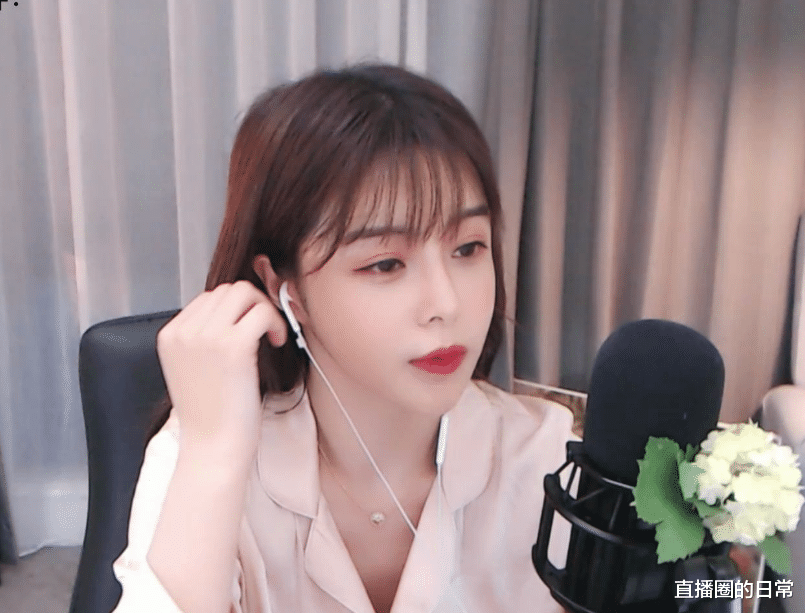 网红脸不再？女主播苏恩被批整容失败，霸气回应：别关注我！