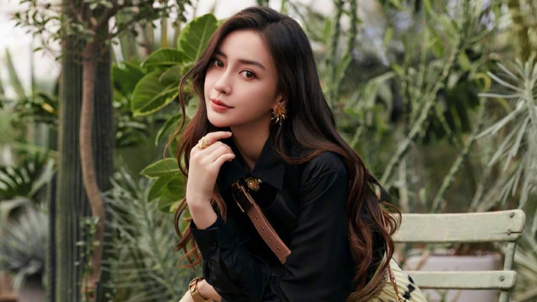 杨颖|杨颖复出遇阻遭《奔跑吧》打码，一场疯马秀几乎葬送了演艺生涯