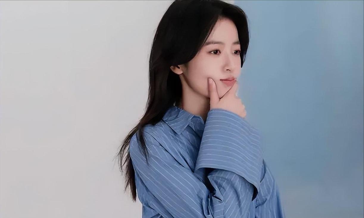 周雨彤:别再“收割”了!内娱的高富帅都已尽数被你“收入帐下”?