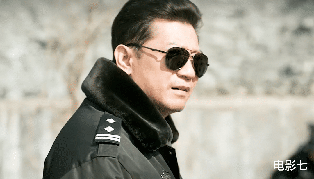 今天开播!24集扫黑悬疑剧来袭,国家一级演员坐镇,预定年度爆款