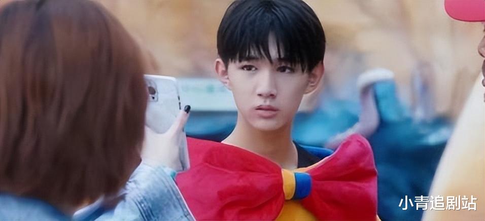 戏里有多狠，戏外就有多“惨”，《唐探2》荣梓杉才是最大的遗憾