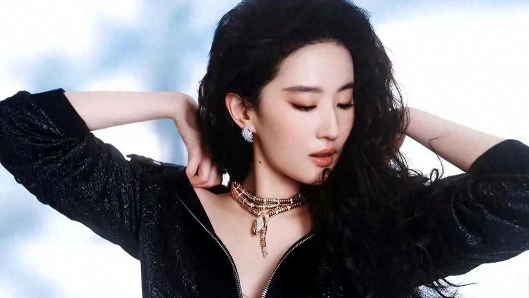 刘亦菲的\咖位逆袭\：从争议到封神的娱乐圈生存法则