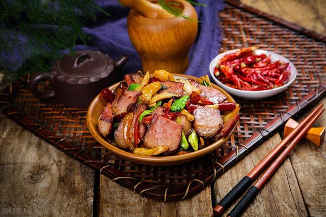 减脂应该怎么吃?4种食物多吃、4种食物少吃