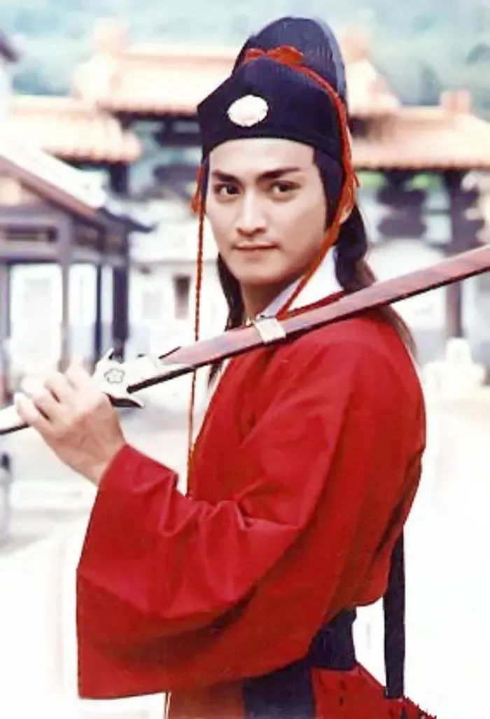 才播2集,收视直逼全国第一!央八这部开年大剧,开播就爆了!