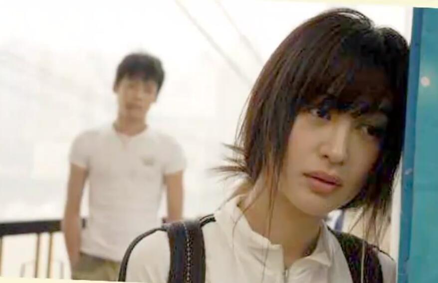 还没翻红先翻车，李菲儿成万人嫌，早年旧照被扒，与现在判若两人