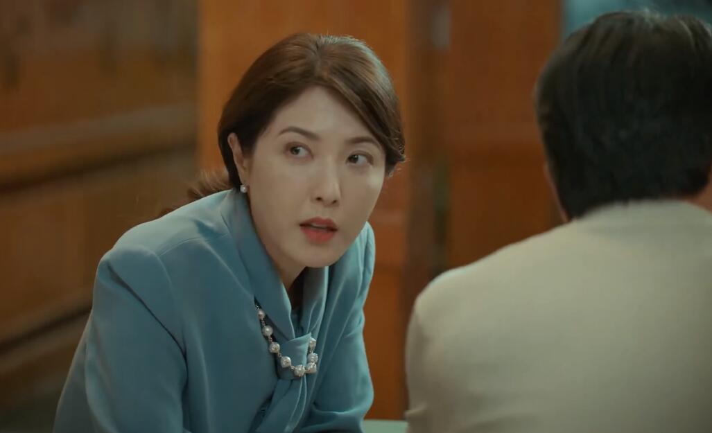 看50岁刘琳和48岁曾黎飙戏,才知中戏第一美女,“糊”是有原因的