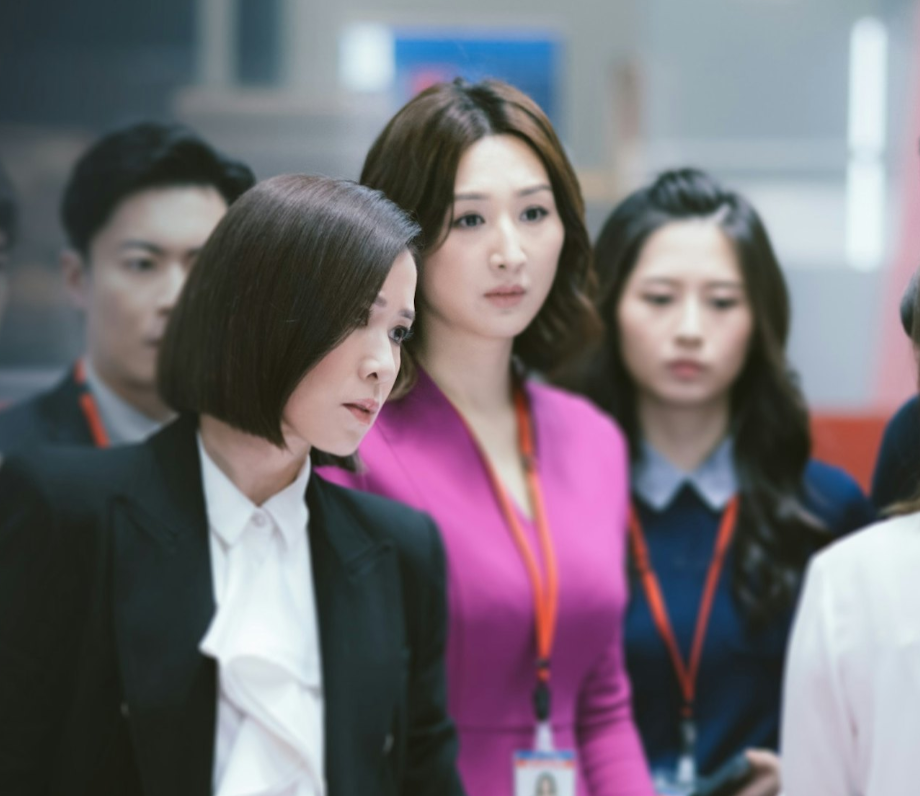 49岁TVB视后感叹男演员愈老愈魅力!反而女生“老了,没以前漂亮”