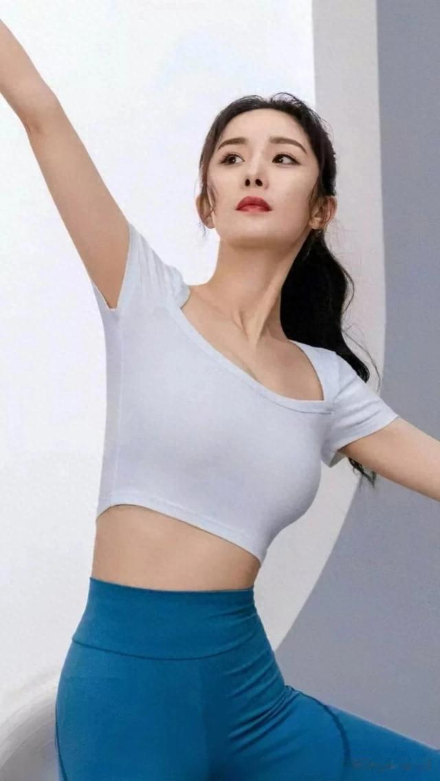 不得不说还是杨幂性感