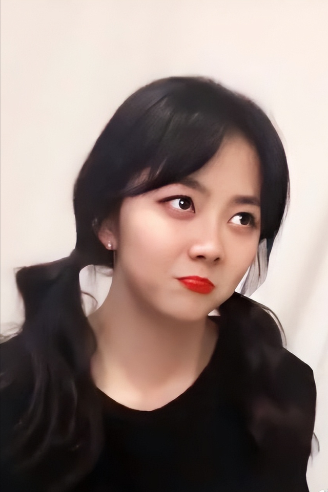 双马尾松韵,可爱涅?