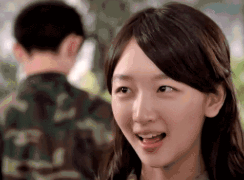 私生活混乱?与男友玩“拔萝卜”不拉窗帘,周冬雨还是暴露了本性