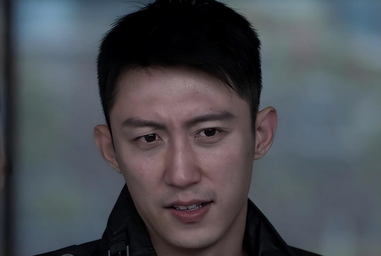 主角被抢风头的《孤战迷城》，不怪黄景瑜演技差，只怪配角太强大