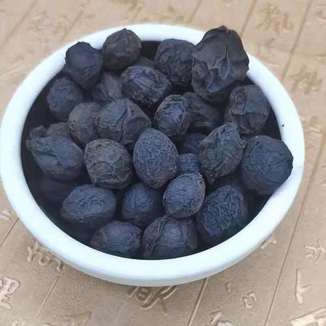 上热下寒，中焦不通，一个中成药，清上热温下寒