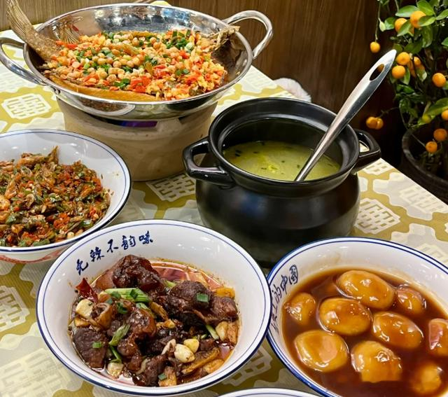 3个上海人来江西玩，在景区点了7道菜，结账时确认3遍不敢相信
