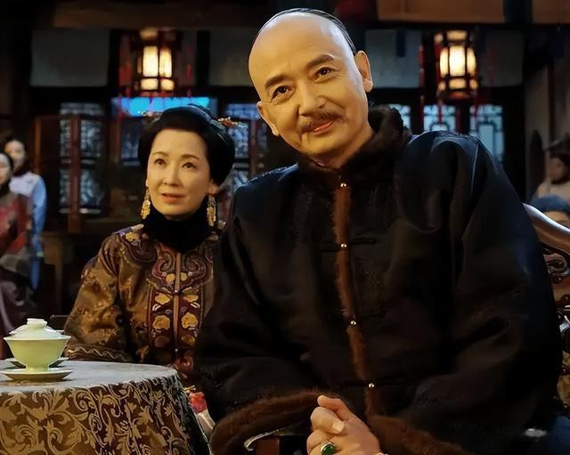 侯长荣与陈剑月，因红楼梦结缘，结婚39年无绯闻，被称为神仙眷侣