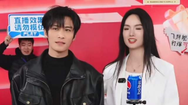 网红玲爷刚离开三只羊便加入无忧！三换公司惹争议，遭戏谑是吕布