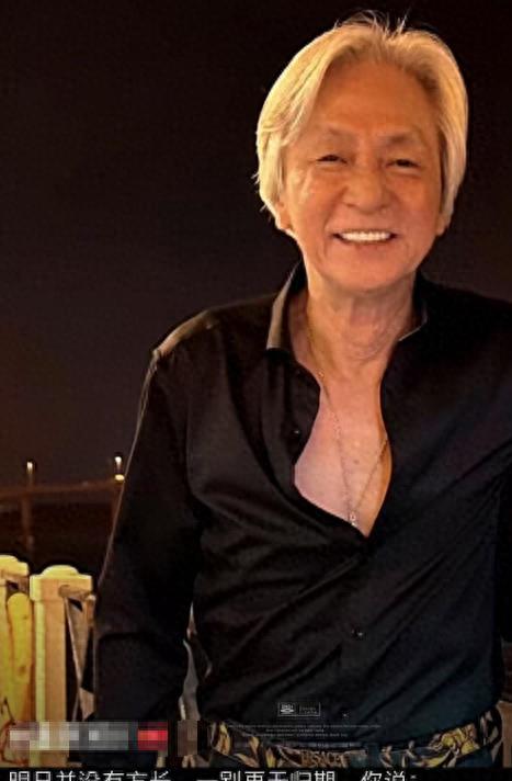 68岁崩牙驹爱将猛鬼添去世，娇妻悲痛悼念，双胞胎女儿很漂亮