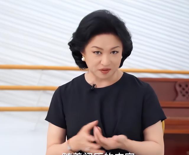 拔出萝卜带出泥!金星举旗,暴露政治立场!内涵官方被全网抵制!